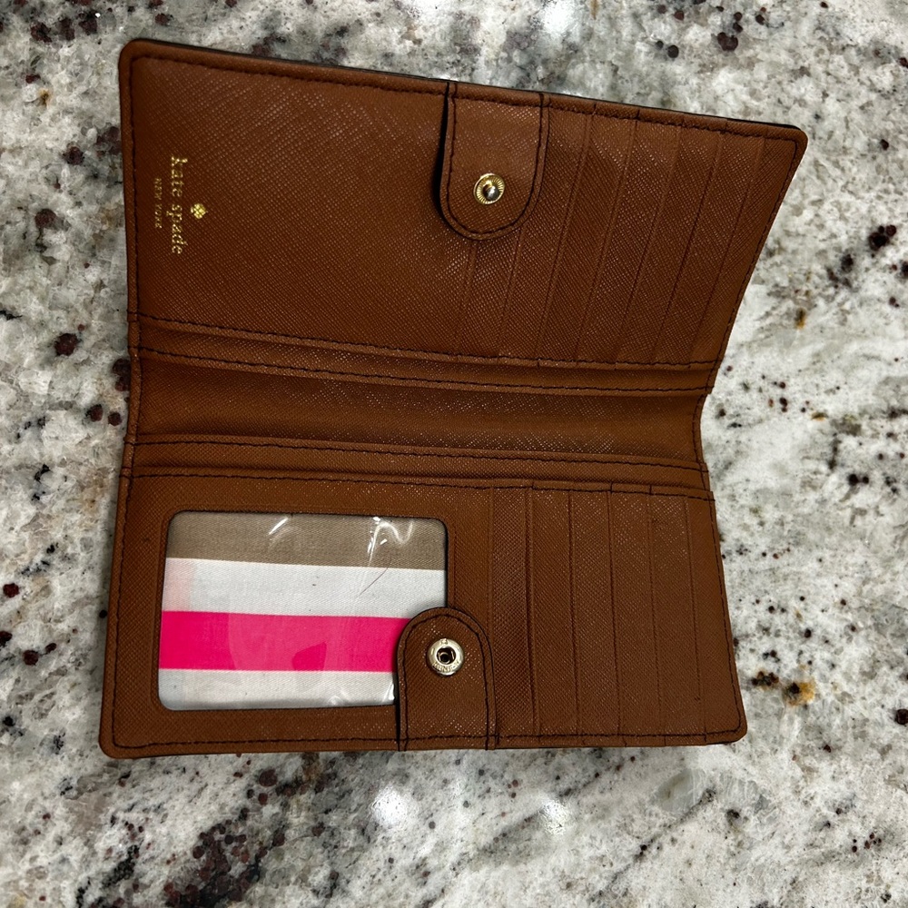 Wallet - Picture 3 of 3